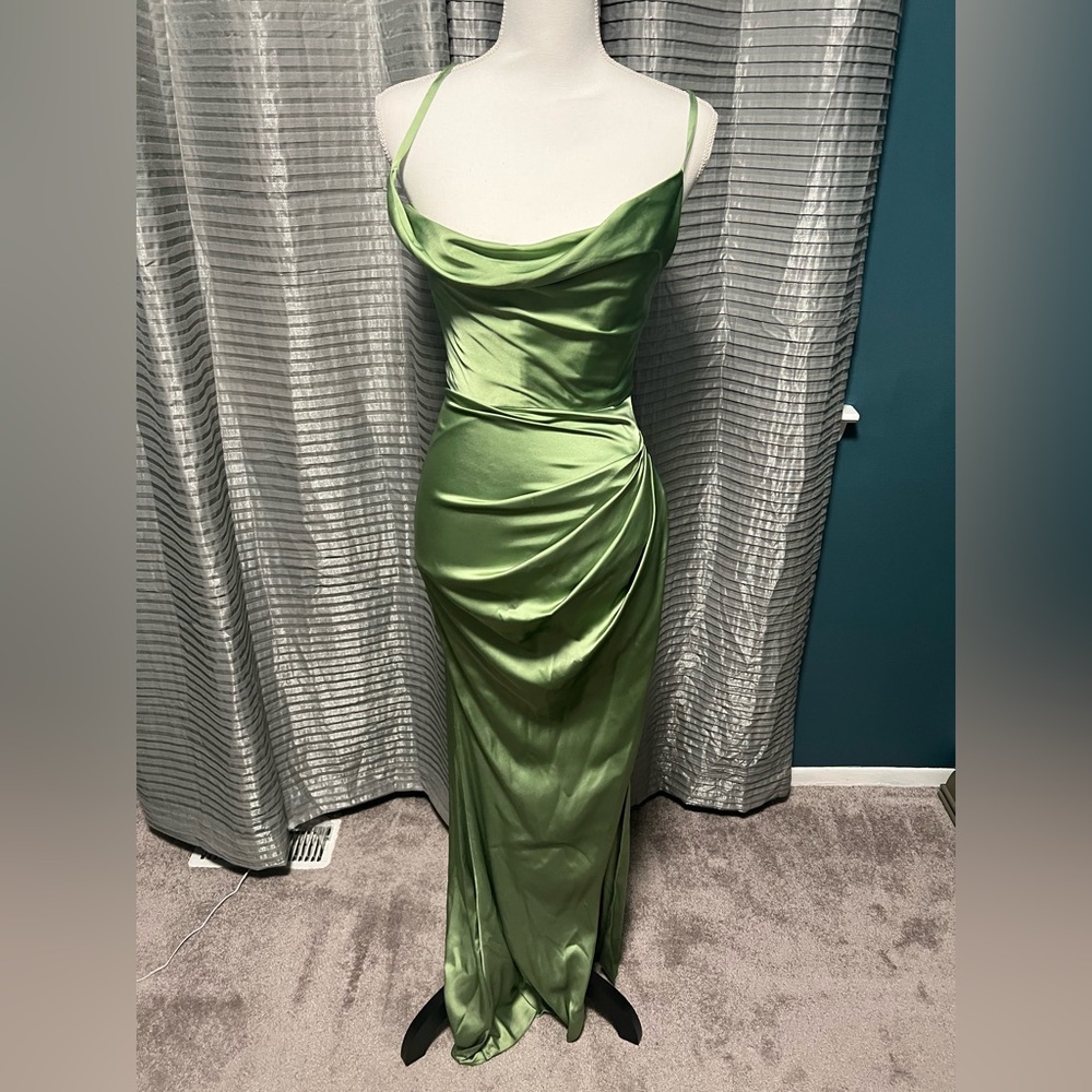 Moda Glam Penelope Gown